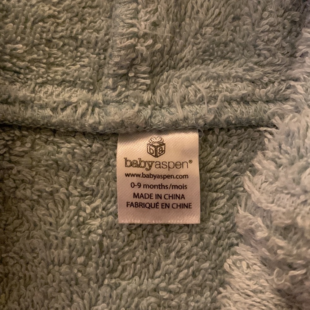 Shark Robe - Picture 2 of 3